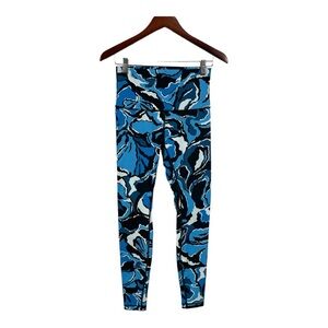 Lululemon Wunder Under High Rise Tight Blue and Black Boom Bloom, Size 8